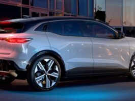Renault готує модернізовану версію Megane E-Tech із більшою батареєю