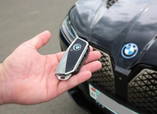BMW відкликає сотні тисяч авто через ризик займання стартера