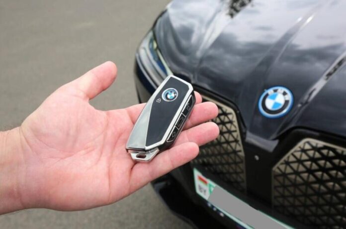 BMW відкликає сотні тисяч авто через ризик займання стартера
