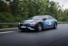 Mercedes EQS встановив рекорд: понад 1200 км на одній зарядці