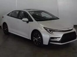 Опубліковані фото ще однієї версії нової Toyota Corolla