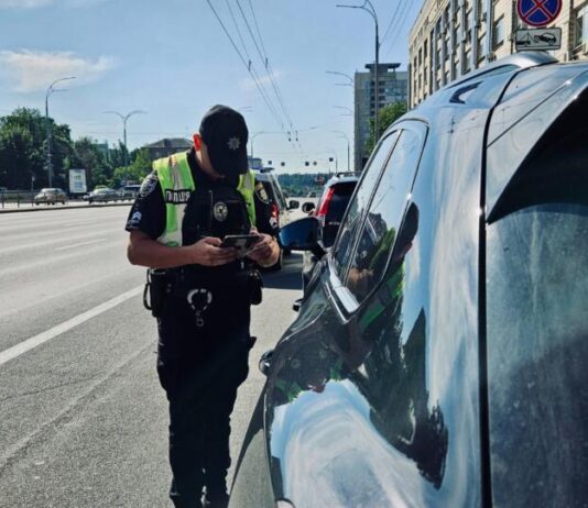 Топ-3 помилки водіїв, за які поліція може виписати великий штраф