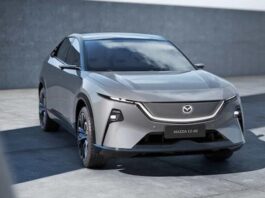 Mazda EZ-60 здобула престижну премію в Китаї ще до старту продажів