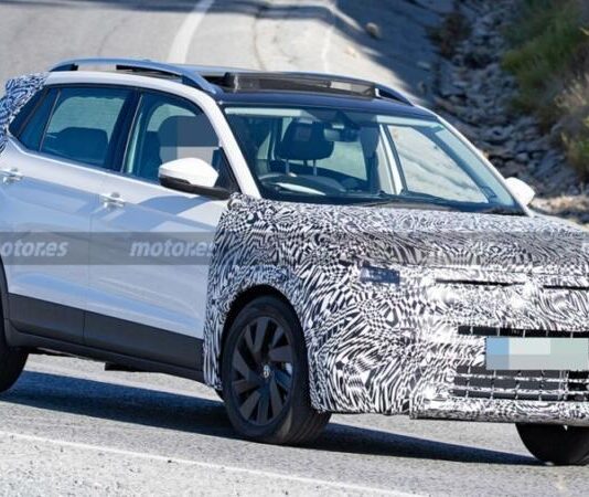 Volkswagen готує оновлений T-Cross 2026: перші шпигунські фото