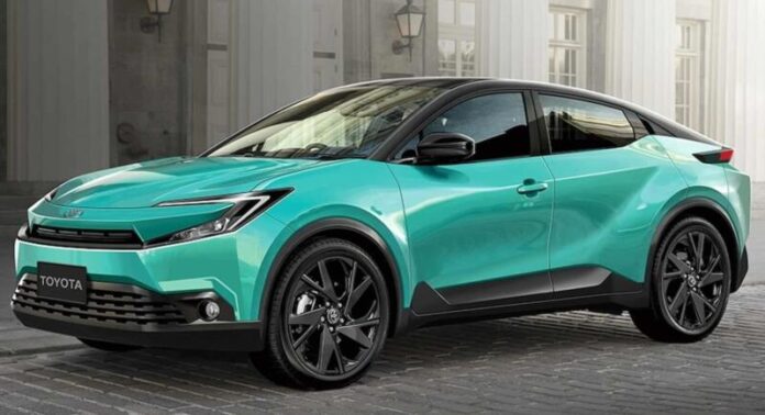 Toyota готує компактне крос-купе на базі Corolla