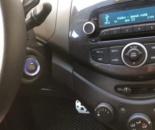 Euro NCAP змусить автовиробників повернути фізичні кнопки