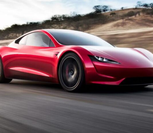 Новий Tesla Roadster стане найшвидшим спорткаром у світі