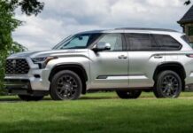 Toyota відкликає майже 400 тисяч авто через технічну несправність
