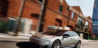 Toyota розсекретила нову Corolla з незвичайним космічним дизайном