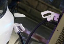 Названі країни з найвищим продажем електрокарів