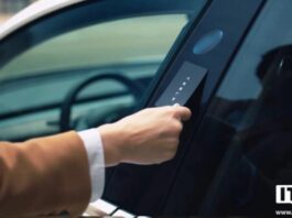 Tesla може відмовитися від карт-ключів у стандартній комплектації авто