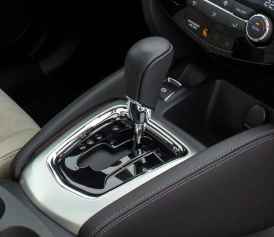 Експерт пояснив, як продовжити термін роботи варіатора до 300 тис. км.