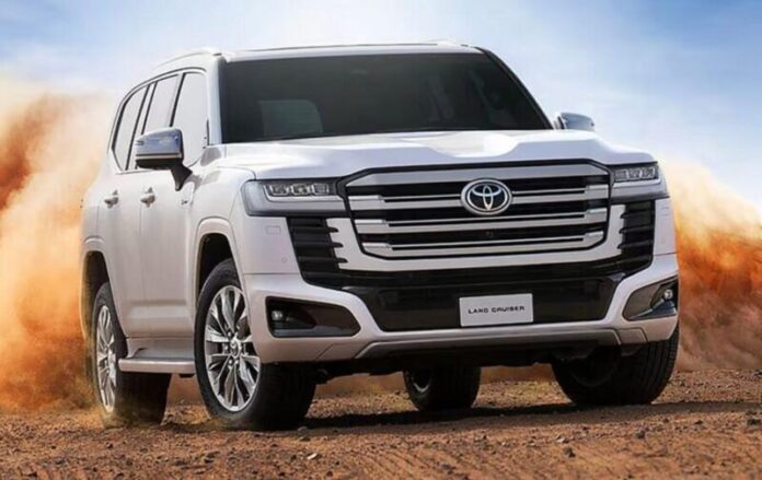 Land Cruiser 300 може отримати підключуваний гібрид