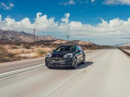 Porsche Cayenne здивував запасом ходу та батареєю, яка перевершує Taycan Porsche Cayenne здивував запасом ходу та батареєю, яка перевершує Taycan