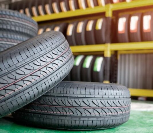 Експерт пояснив, коли другий комплект шин на дисках не має сенсу Експерт пояснив, коли другий комплект шин на дисках не має сенсу