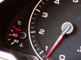 Чому важливо прогрівати двигун перед поїздкою