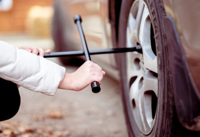 Коли варто змінювати літні шини на зимові: поради експертів