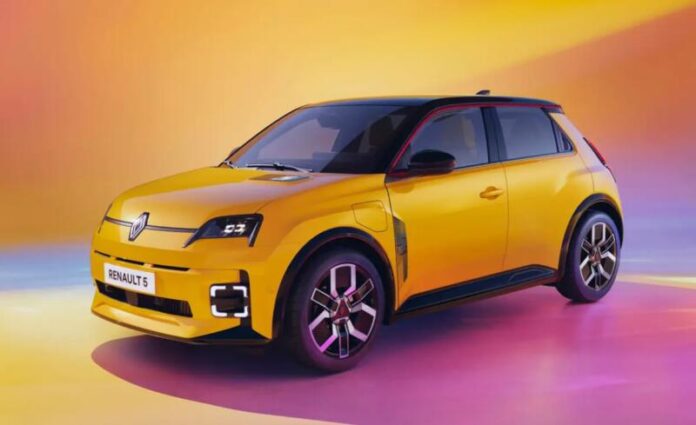 Renault готує нове покоління електричного хетчбека R5