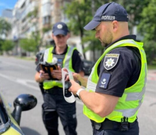 Яких помилок не можна припускатися під час спілкування з поліцією Яких помилок не можна припускатися під час спілкування з поліцією