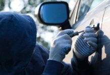 Автоексперт розповів про важливі дії для захисту авто від угону