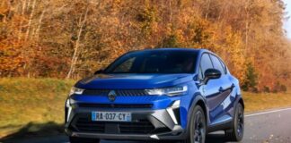 Автоексперт нагадав, як безпечно керувати автомобілем восени