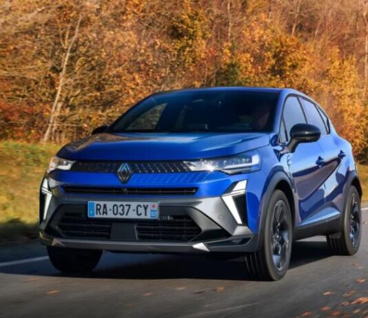 Автоексперт нагадав, як безпечно керувати автомобілем восени Автоексперт нагадав, як безпечно керувати автомобілем восени