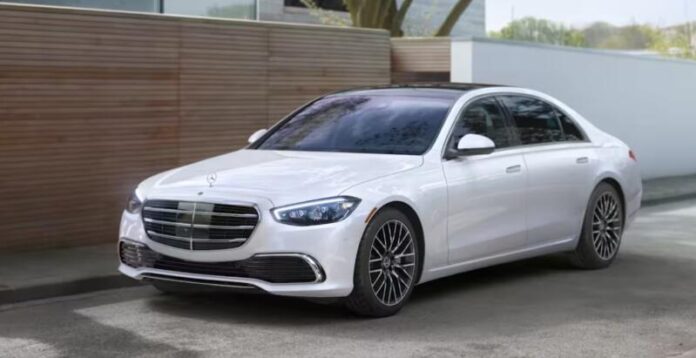 Mercedes-Benz представив S-Class PHEV 2026 із запасом ходу на електротязі 108 км