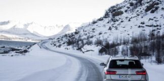 Експерти назвали, головні правила керування авто на слизькій дорозі