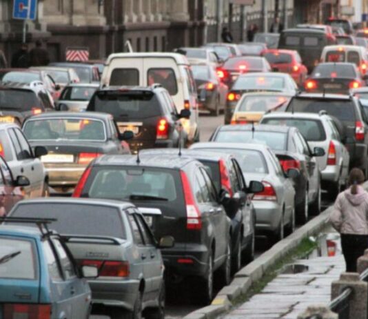 Механік розповів, як менше зношувати авто в міських умовах