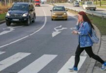 Коли пішохід має перевагу на переході: законне тлумачення ситуації
