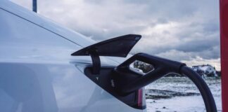 Названо найчастіші поломки у сучасних електромобілях