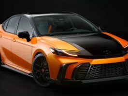 Toyota представила спортивну версію Camry