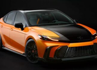 Toyota представила спортивну версію Camry