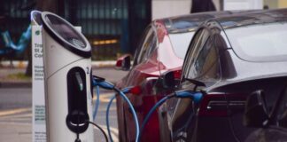 Чому майбутнє за електромобілями під питанням: топ-5 непомітних проблем