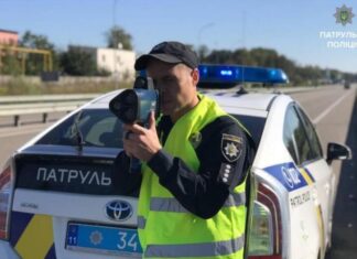 Суд визнав вимірювання швидкості TruCAM «з рук» незаконним Суд визнав вимірювання швидкості TruCAM «з рук» незаконним