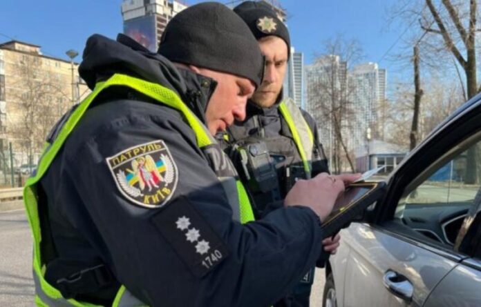 Верховна Рада готує суворі штрафи за гучні авто та мотоцикли