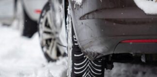 Названо 4 ризики передчасної заміни шин на зимові