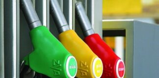 Експерти розповіли, чи варто переплачувати за дорогий бензин для автомобіля