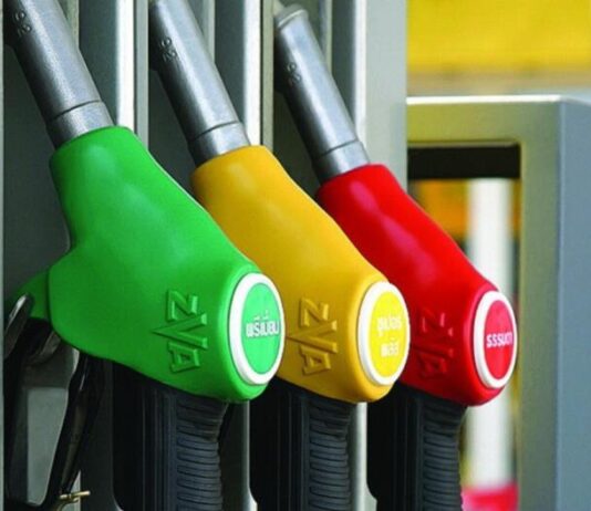 Експерти розповіли, чи варто переплачувати за дорогий бензин для автомобіля