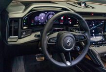 Porsche зберігає фізичні кнопки у нових електричних моделях