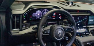 Porsche зберігає фізичні кнопки у нових електричних моделях