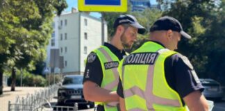 Українським водіям нагадали що обов’язково має бути в автомобілі