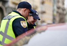 Названо 6 правил, щоб не привертати увагу поліції на дорозі