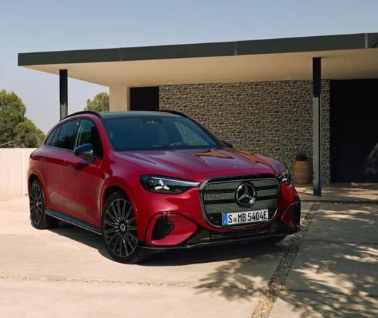 Новий електричний Mercedes-Benz GLC 400 уже доступний для замовлення в Європі