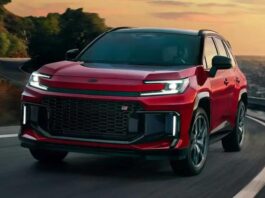 Нове покоління Toyota RAV4 GR Sport завалили похвалою після перших тестів