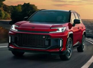 Нове покоління Toyota RAV4 GR Sport завалили похвалою після перших тестів