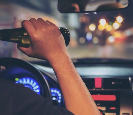 Через який час після вживання алкоголю можна керувати авто Через який час після вживання алкоголю можна керувати авто