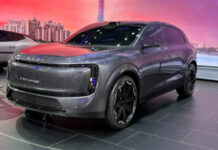 Audi представила свій перший електрокросовер без фірмових кілець