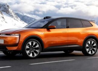 Новий кросовер Audi без емблеми вперше показали без камуфляжу