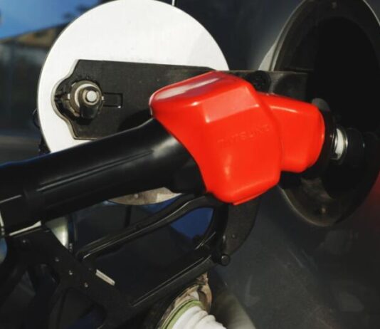 Чому бензин А-92 може нашкодити сучасним двигунам